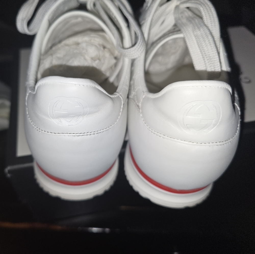 Gucci White and Blue Sneakers with Textured Soles - Picture 5 of 5